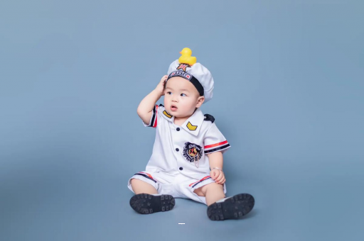 双峰宝宝老摇头怎么回事 双峰宝宝老摇头怎么回事